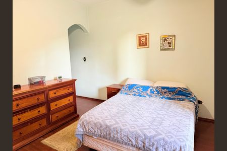 Casa para alugar com 220m², 3 quartos e 3 vagasQuarto 3