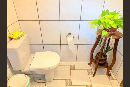 Casa para alugar com 220m², 3 quartos e 3 vagasBanheiro 1