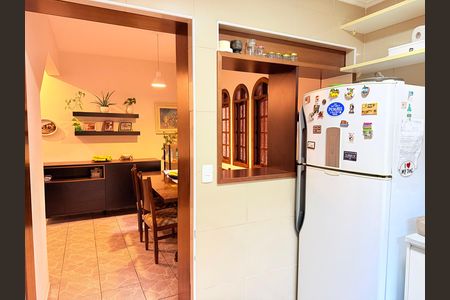 Casa para alugar com 220m², 3 quartos e 3 vagasCozinha