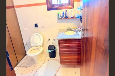 Casa para alugar com 220m², 3 quartos e 3 vagasBanheiro 3
