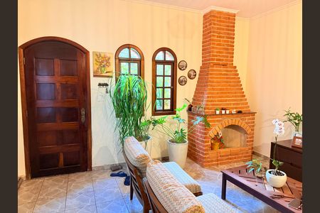 Sala de casa para alugar com 3 quartos, 220m² em Vila Sao Francisco (zona Sul), São Paulo