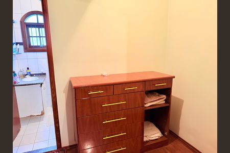 Casa para alugar com 220m², 3 quartos e 3 vagasQuarto 3