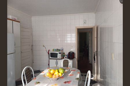 Casa à venda com 112m², 2 quartos e 2 vagas