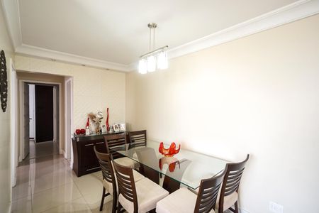 Apartamento à venda com 74m², 3 quartos e 2 vagasSala de jantar