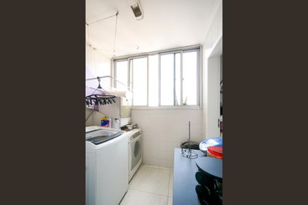 Apartamento à venda com 74m², 3 quartos e 2 vagasÁrea de serviço