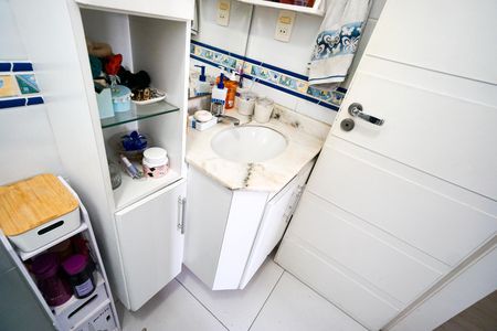 Apartamento à venda com 74m², 3 quartos e 2 vagasPia