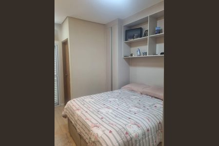 Casa à venda com 127m², 3 quartos e 2 vagas Casa à venda com 127m², 3 quartos e 2 vagasQuarto