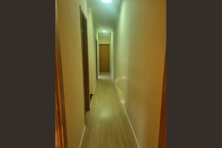 Casa à venda com 127m², 3 quartos e 2 vagas Casa à venda com 127m², 3 quartos e 2 vagasCorredor