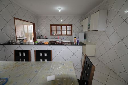 Casa para alugar com 170m², 3 quartos e 2 vagasCozinha