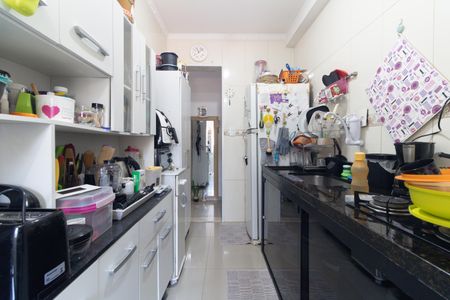 Apartamento à venda com 48m², 2 quartos e 1 vagaCozinha 