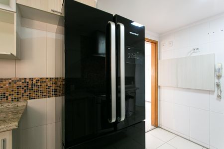 Apartamento à venda com 95m², 3 quartos e 2 vagasCozinha - Geladeira