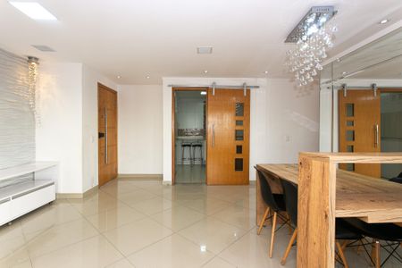 Apartamento à venda com 95m², 3 quartos e 2 vagasSala