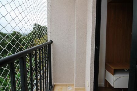 Varanda Sala de apartamento para alugar com 2 quartos, 48m² em Jardim Pioneira, Cotia