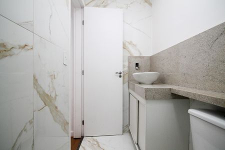 Apartamento para alugar com 48m², 2 quartos e 1 vaga Apartamento para alugar com 48m², 2 quartos e 1 vagaBanheiro
