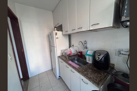 Apartamento à venda com 53m², 2 quartos e 1 vagaCozinha