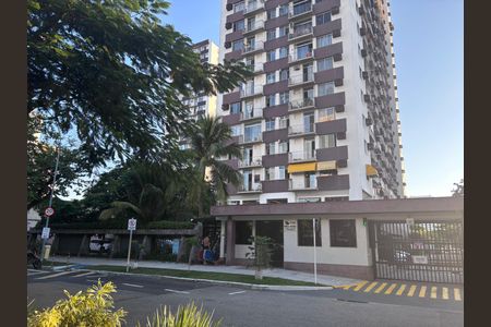 Apartamento à venda com 53m², 2 quartos e 1 vagaFachada