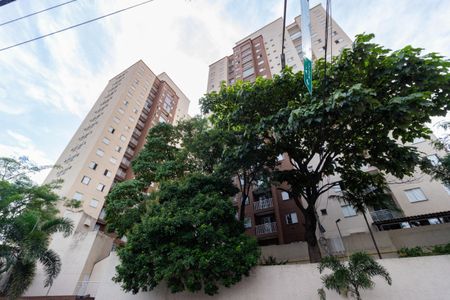 Apartamento para alugar com 53m², 2 quartos e 1 vagaFachada