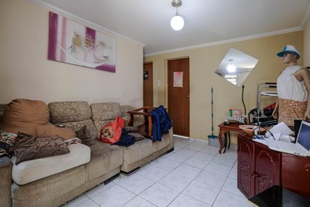 Sala de apartamento para alugar com 2 quartos, 45m² em Jardim Bela Vista, Mogi das Cruzes