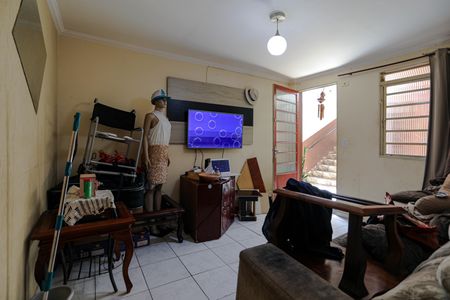 Sala de apartamento para alugar com 2 quartos, 45m² em Jardim Bela Vista, Mogi das Cruzes