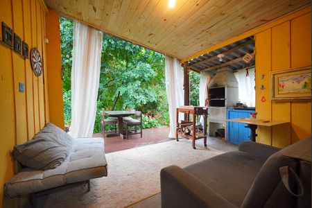 Casa para alugar com 61m², 1 quarto e 1 vagaÁrea gourmet