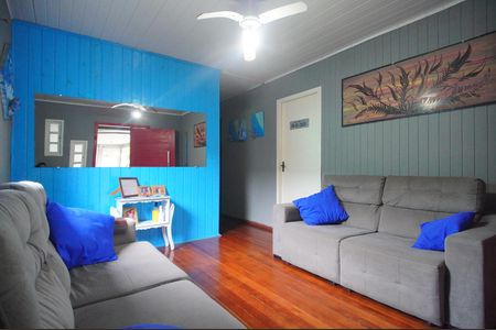 Casa para alugar com 130m², 3 quartos e 2 vagasSala