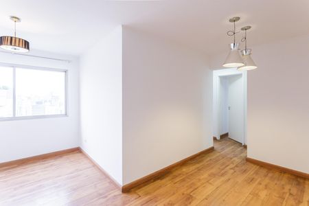Sala de apartamento para alugar com 3 quartos, 120m² em Vila Nova Conceição, São Paulo
