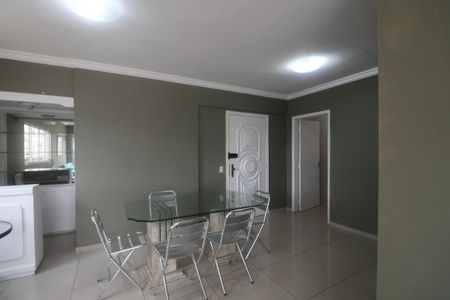 Apartamento para alugar com 125m², 3 quartos e 1 vagaSala