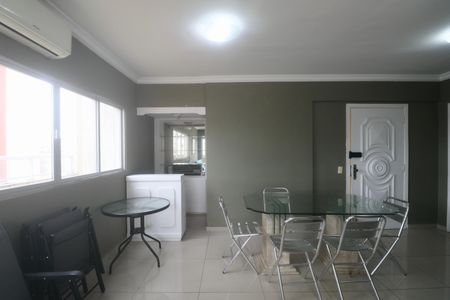 Apartamento para alugar com 125m², 3 quartos e 1 vagaSala