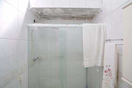 Casa à venda com 149m², 2 quartos e 2 vagasBanheiro