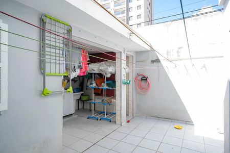 Casa à venda com 149m², 2 quartos e 2 vagasQuintal