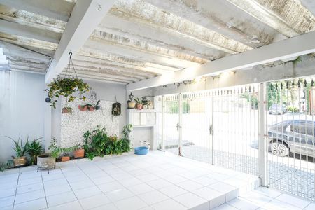 Casa à venda com 149m², 2 quartos e 2 vagasGaragem