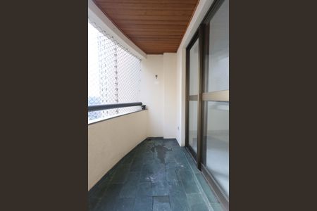 Apartamento para alugar com 112m², 3 quartos e 2 vagasVaranda