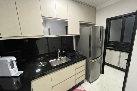 Apartamento à venda com 68m², 2 quartos e 1 vagaCozinha
