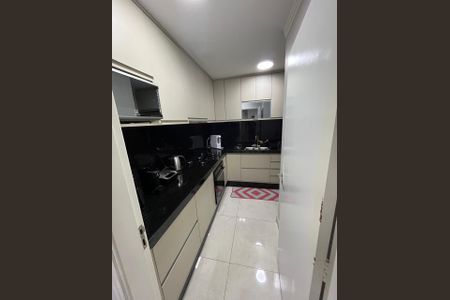 Apartamento à venda com 68m², 2 quartos e 1 vagaCozinha