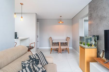 Sala de apartamento à venda com 2 quartos, 60m² em Vila Boa Vista, Barueri