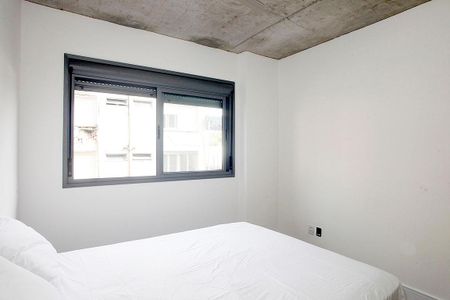 Quarto Suíte de apartamento para alugar com 1 quarto, 40m² em Farroupilha, Porto Alegre