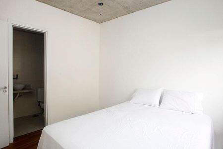 Quarto Suíte de apartamento para alugar com 1 quarto, 40m² em Farroupilha, Porto Alegre