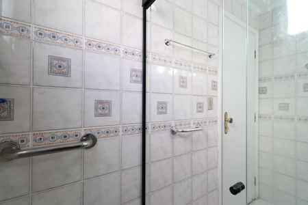 Apartamento à venda com 154m², 3 quartos e 2 vagasBanheiro da Suíte 1