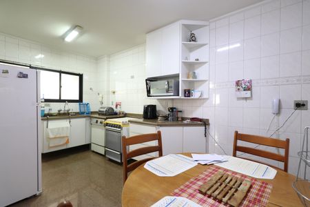 Apartamento à venda com 154m², 3 quartos e 2 vagasCozinha