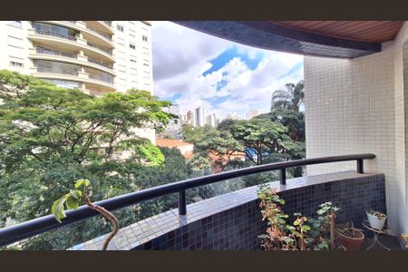 Apartamento à venda com 154m², 3 quartos e 2 vagasDetalhe