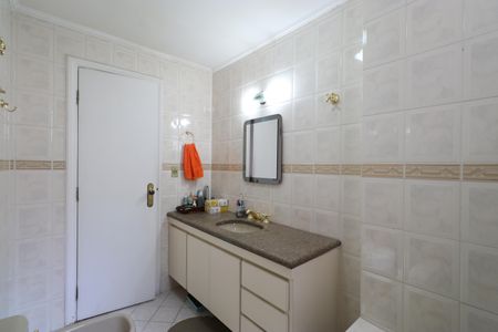 Apartamento à venda com 154m², 3 quartos e 2 vagasBanheiro da Suíte 3