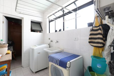 Apartamento à venda com 154m², 3 quartos e 2 vagasÁrea de Serviço