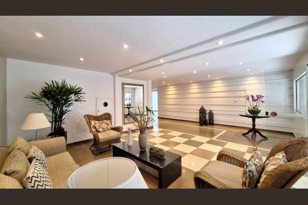 Apartamento à venda com 154m², 3 quartos e 2 vagasÁrea comum