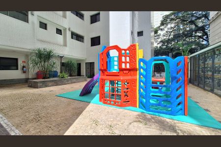 Apartamento à venda com 154m², 3 quartos e 2 vagasÁrea comum - Playground