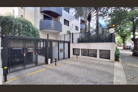 Apartamento à venda com 154m², 3 quartos e 2 vagasFachada
