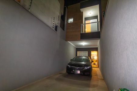 Garagem de casa à venda com 3 quartos, 100m² em Jardim Ponte Rasa, São Paulo