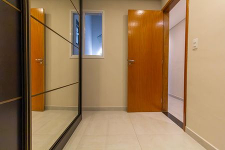 Casa à venda com 100m², 3 quartos e 3 vagas Casa à venda com 100m², 3 quartos e 3 vagasQuarto 2
