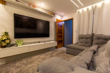 Casa à venda com 100m², 3 quartos e 3 vagas Casa à venda com 100m², 3 quartos e 3 vagasSala/Cozinha