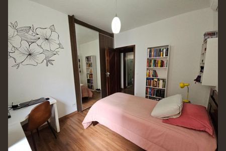 Apartamento à venda com 216m², 4 quartos e 3 vagasQuarto 1