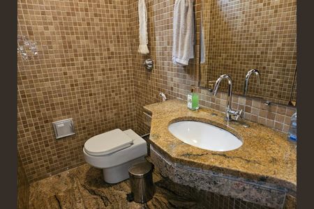 Apartamento à venda com 216m², 4 quartos e 3 vagasLavabo